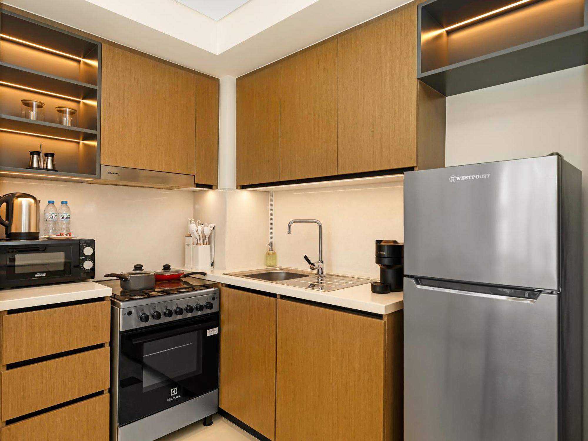 Brand New - Modern 1br In Downtown I Near Burj Khalifa & Mall Apartment
